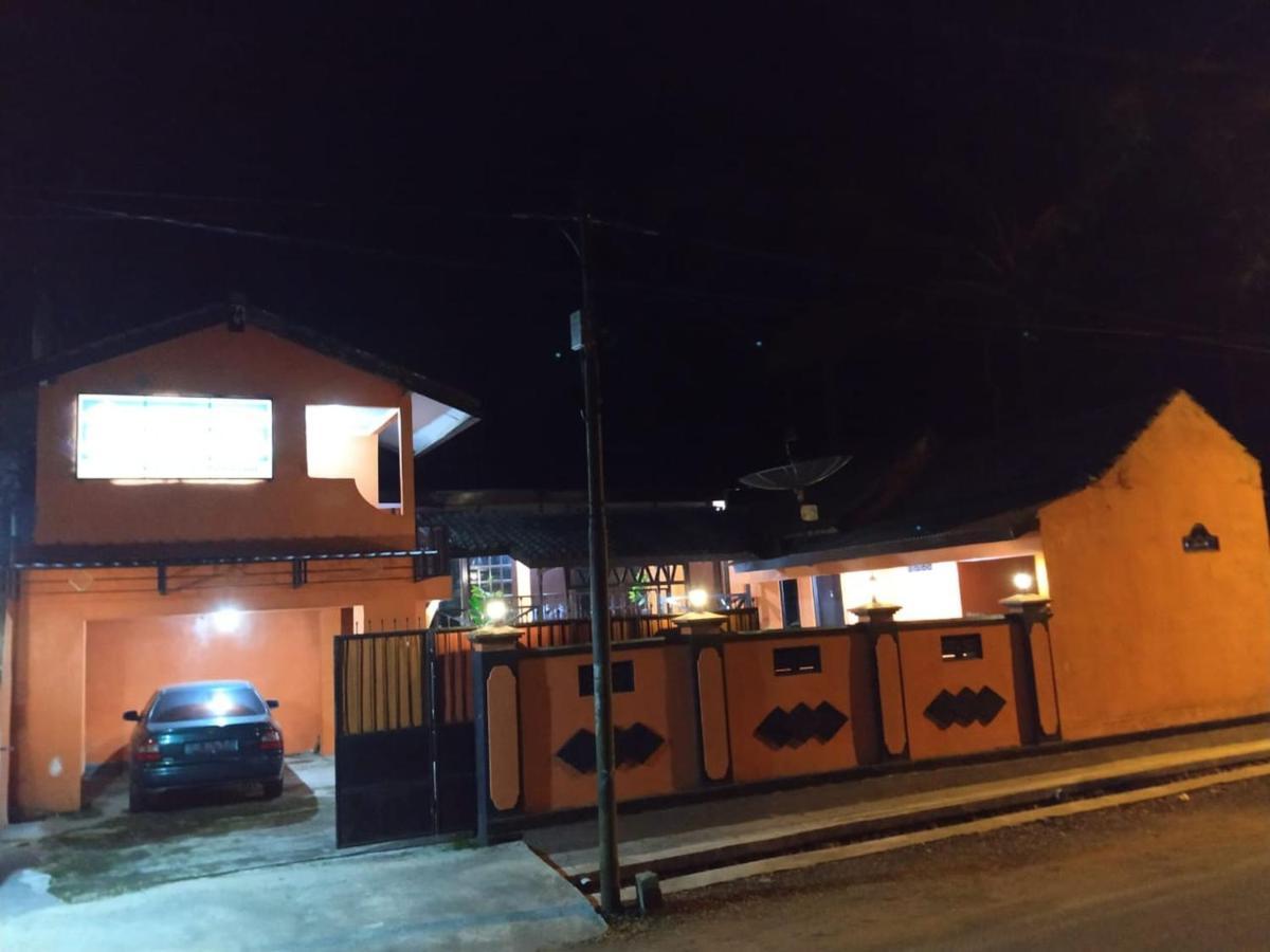 Hotel Wilis Baru Ngebel Exterior foto